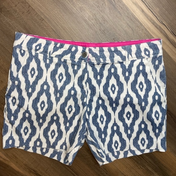 Isaac Mizrahi Tailored Short Dotty Print Flat Front Pockets Women's Size 14 - Picture 7 of 12